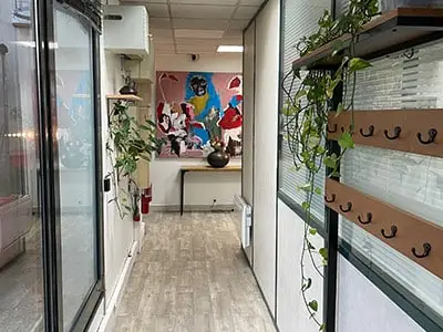 Locaux et salles de formation professionnelle du centre Kalyane Consulting.